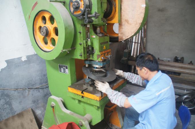 Qingdao Luox Energy Saving Equipment Co., Ltd कारखाना उत्पादन लाइन 1